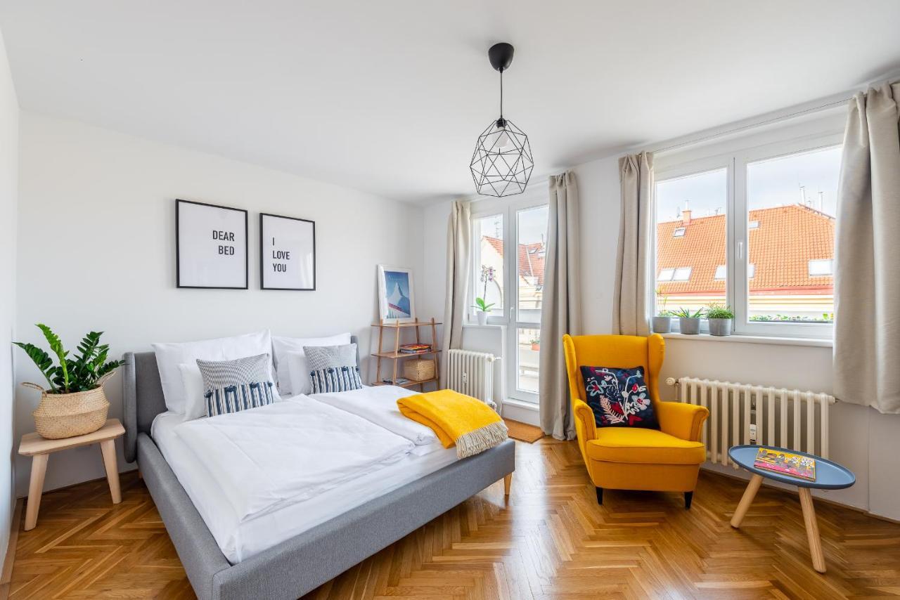 Bright Charming Apt With Terrace, Parking & Airco. Prag Exterior foto